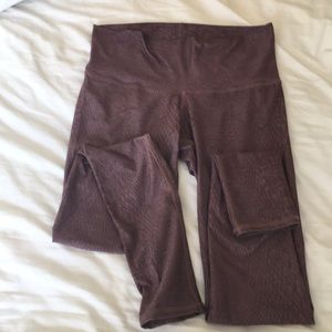 Snake skin print dust rose Niyama Sol leggings